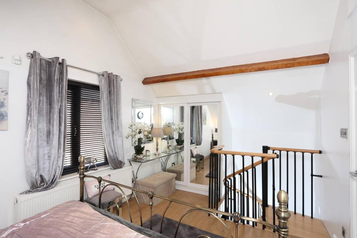 8 Park Terrace