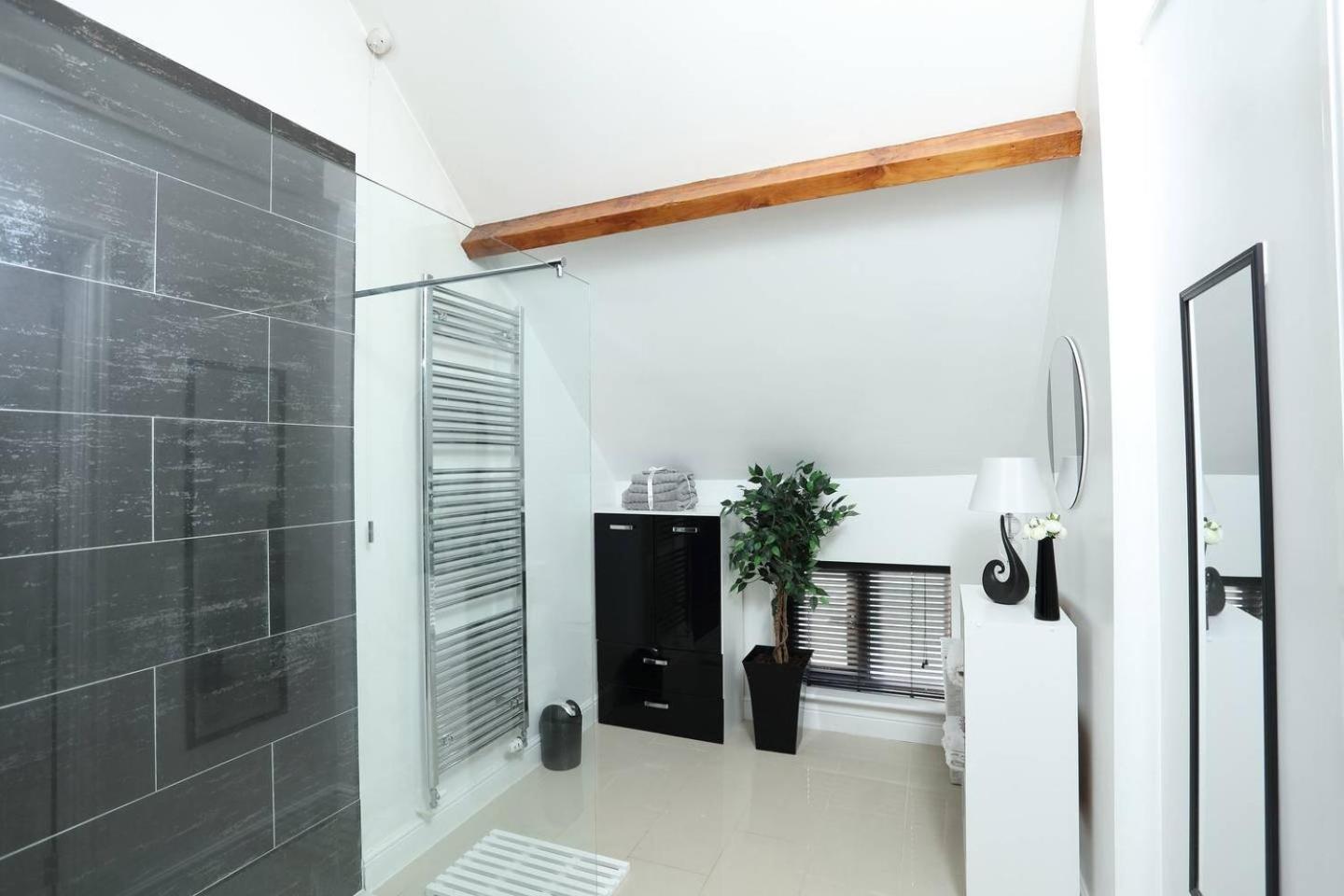 Villa 8 Park Terrace *